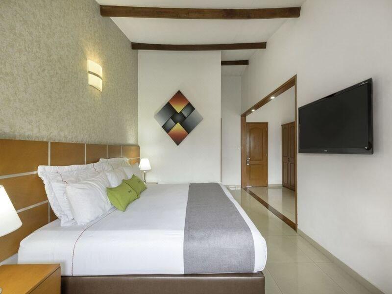 Hotel Ayenda Optimum à Pereira Extérieur photo